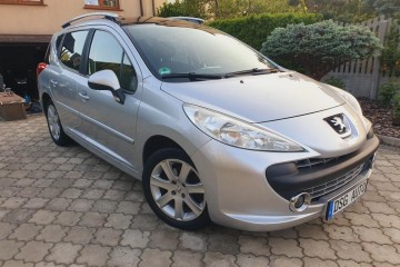 1,6 diesel ! 1 właściciel! 100% bezwypadkowy!Panorama