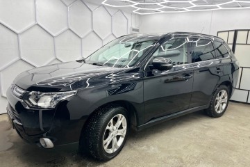 Mitsubishi Outlander 2.2 diesel ! Super Stan !